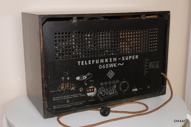 Telefunken Super 065WK takaa